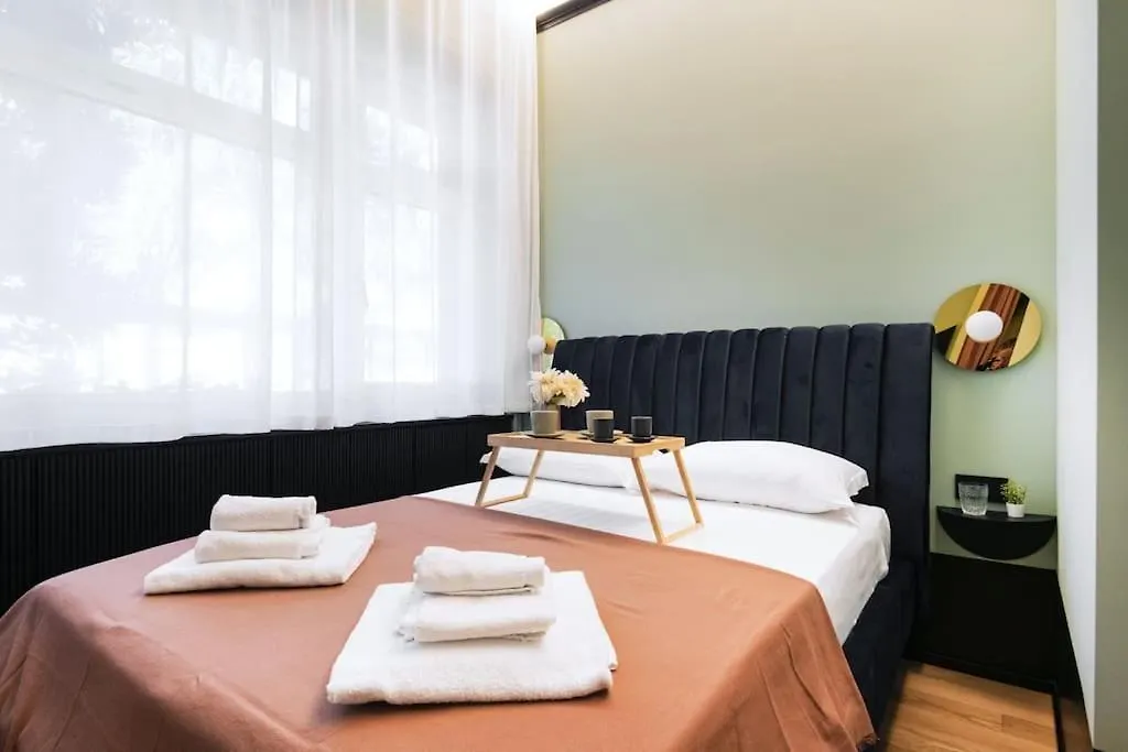 Easylife - Elegant Apartment In Sant'Ambrogio Milan 0*,  Italy
